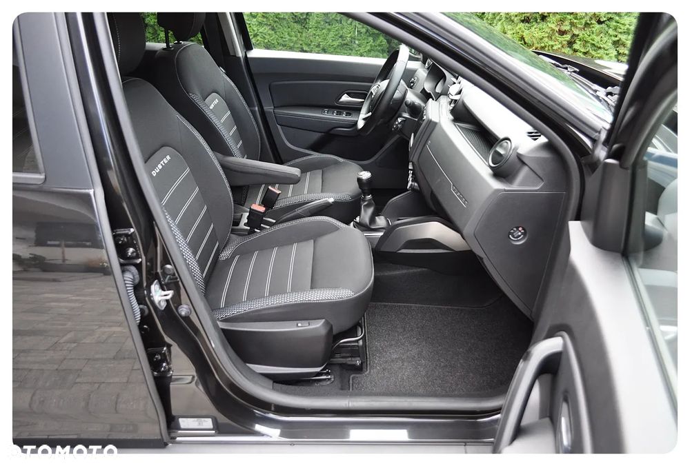 Dacia Duster 1.6 SCe Prestige - 30