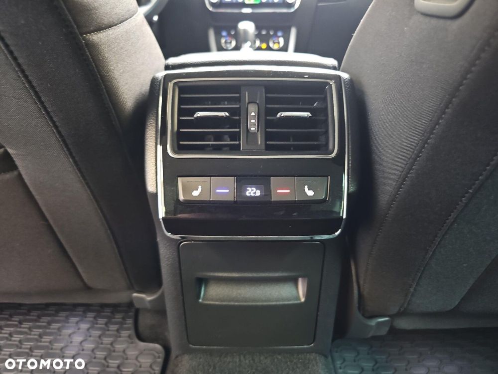 Skoda Superb 2.0 TDI SCR 4x4 Style DSG - 19