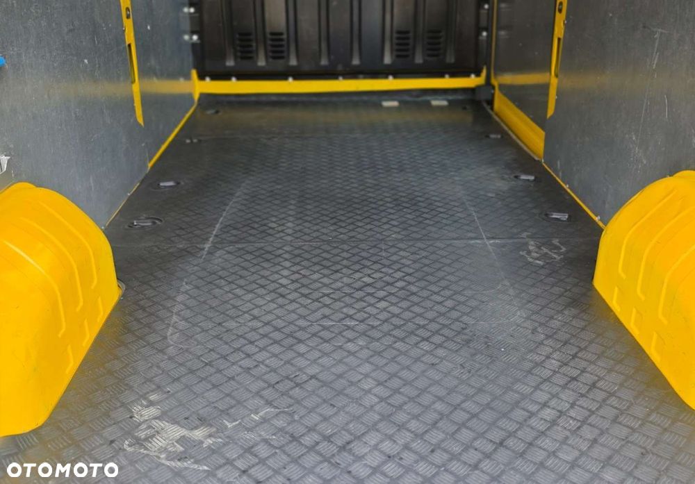 Renault Master - 27