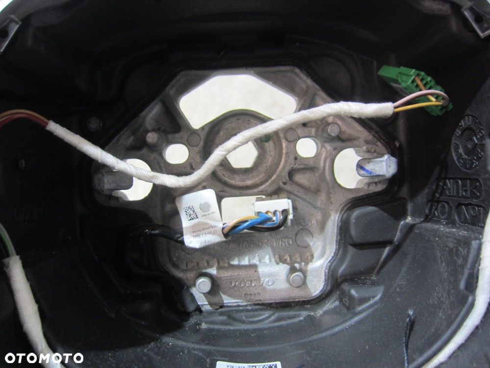 VOLVO XC90 II XC 90 KIEROWNICA MULTIFUNKCYJNA SKÓRZANA ŁADNA 31407817 14R- - 14