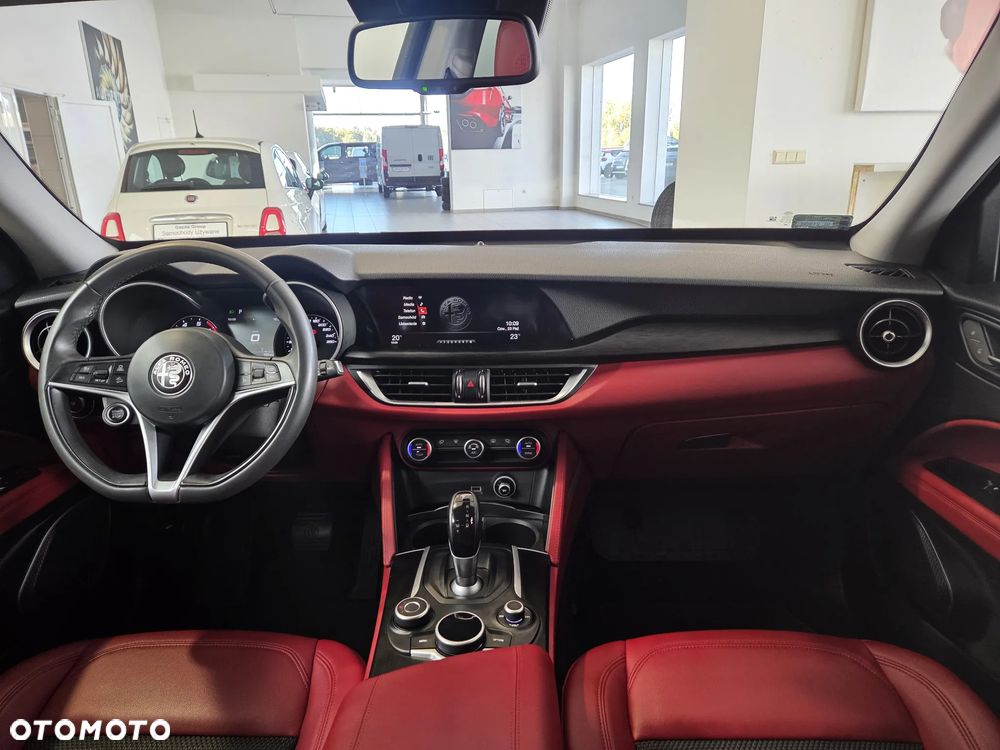 Alfa Romeo Stelvio 2.0 Turbo B-Tech Edition Q4 - 13