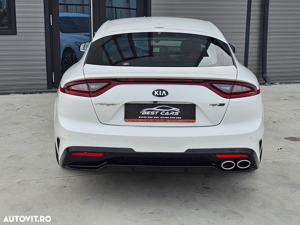 Kia Stinger 2.2 CRDI AWD GT Line - 11