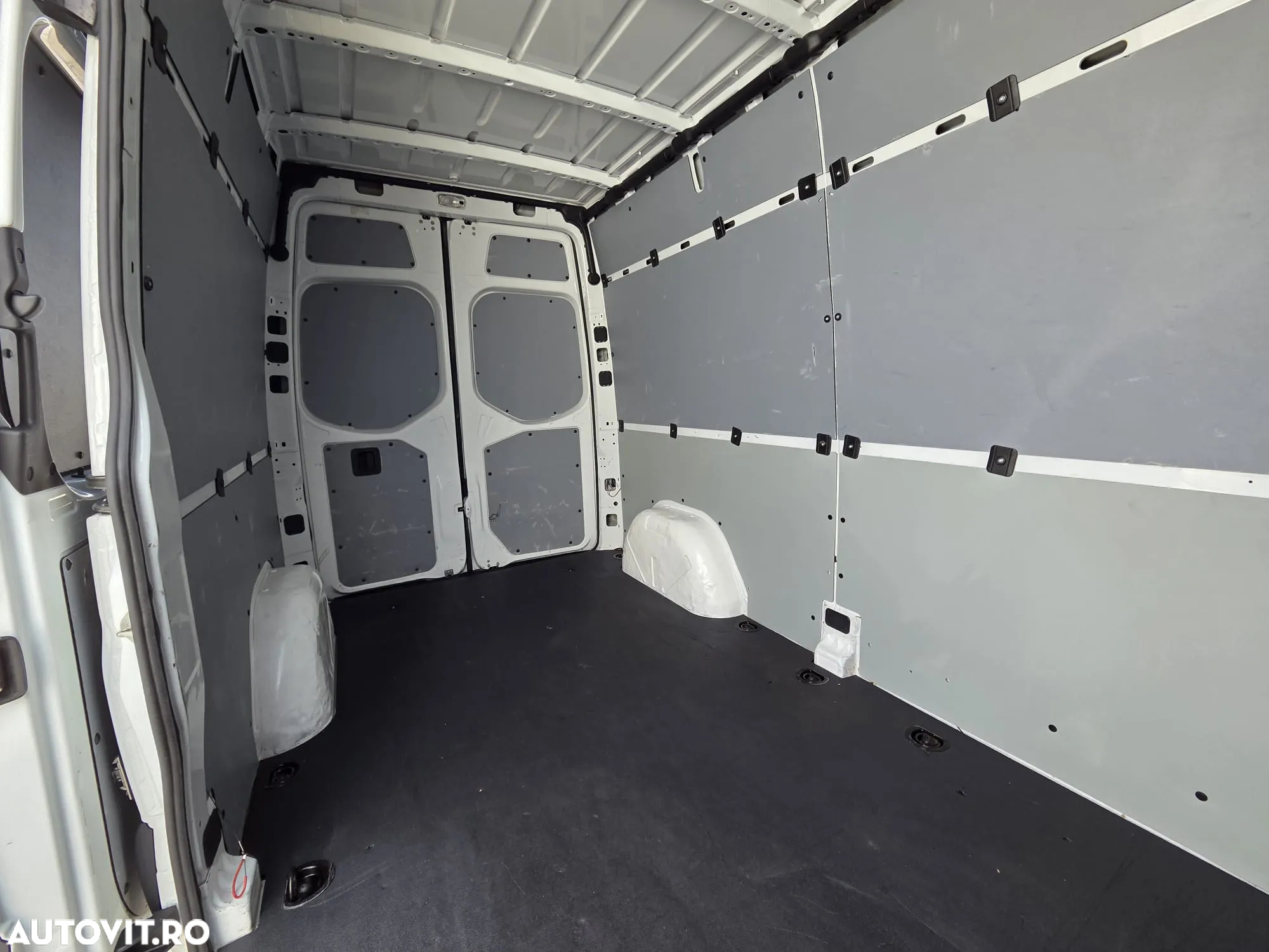 Mercedes-Benz New Sprinter L3H2 - 21