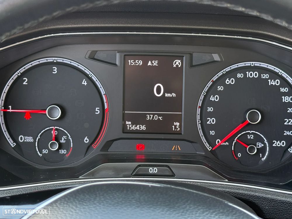 VW T-Roc 1.6 TDI Style - 30