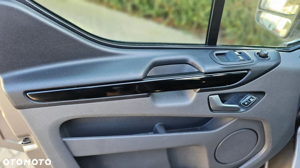 Ford Transit Custom - 28