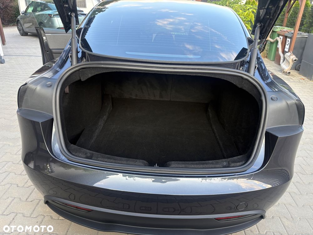 Tesla Model 3 - 20