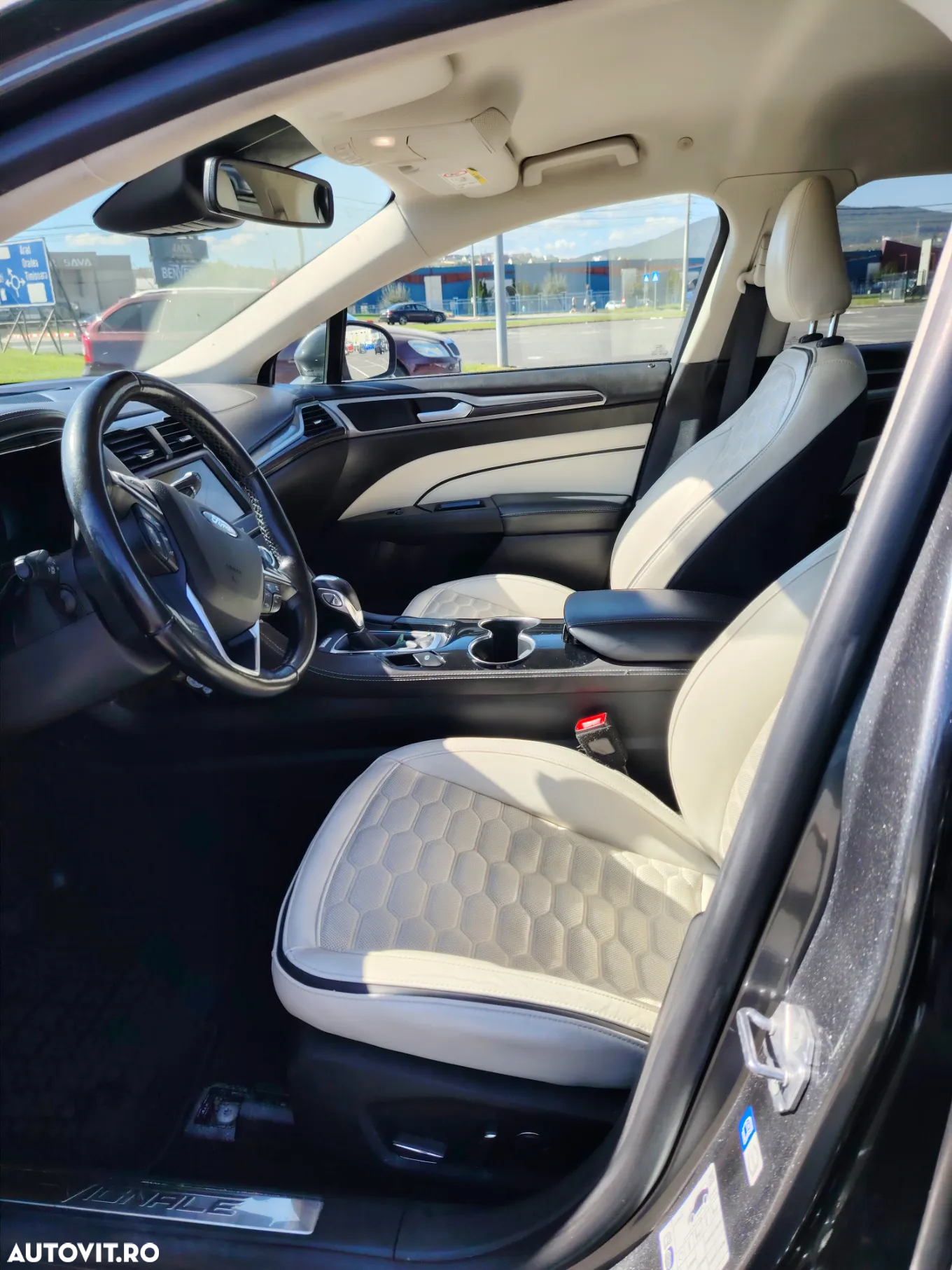 Ford Mondeo 2.0 HEV Vignale - 8