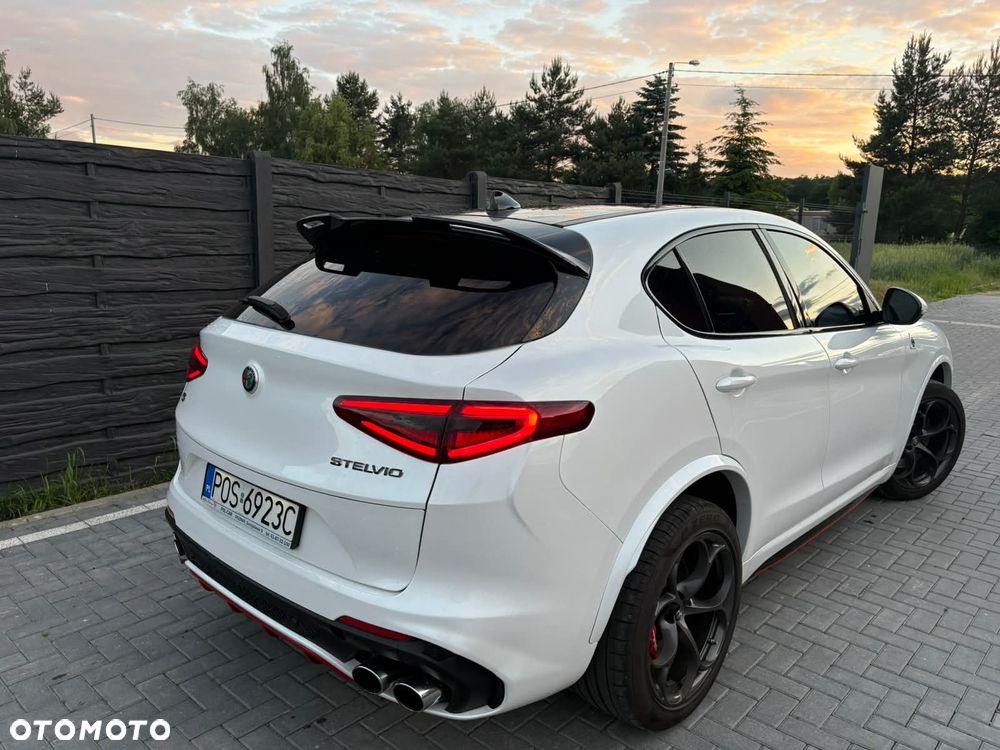 Alfa Romeo Stelvio 2.9 V6 Bi-Turbo Quadrifoglio Q4 - 7