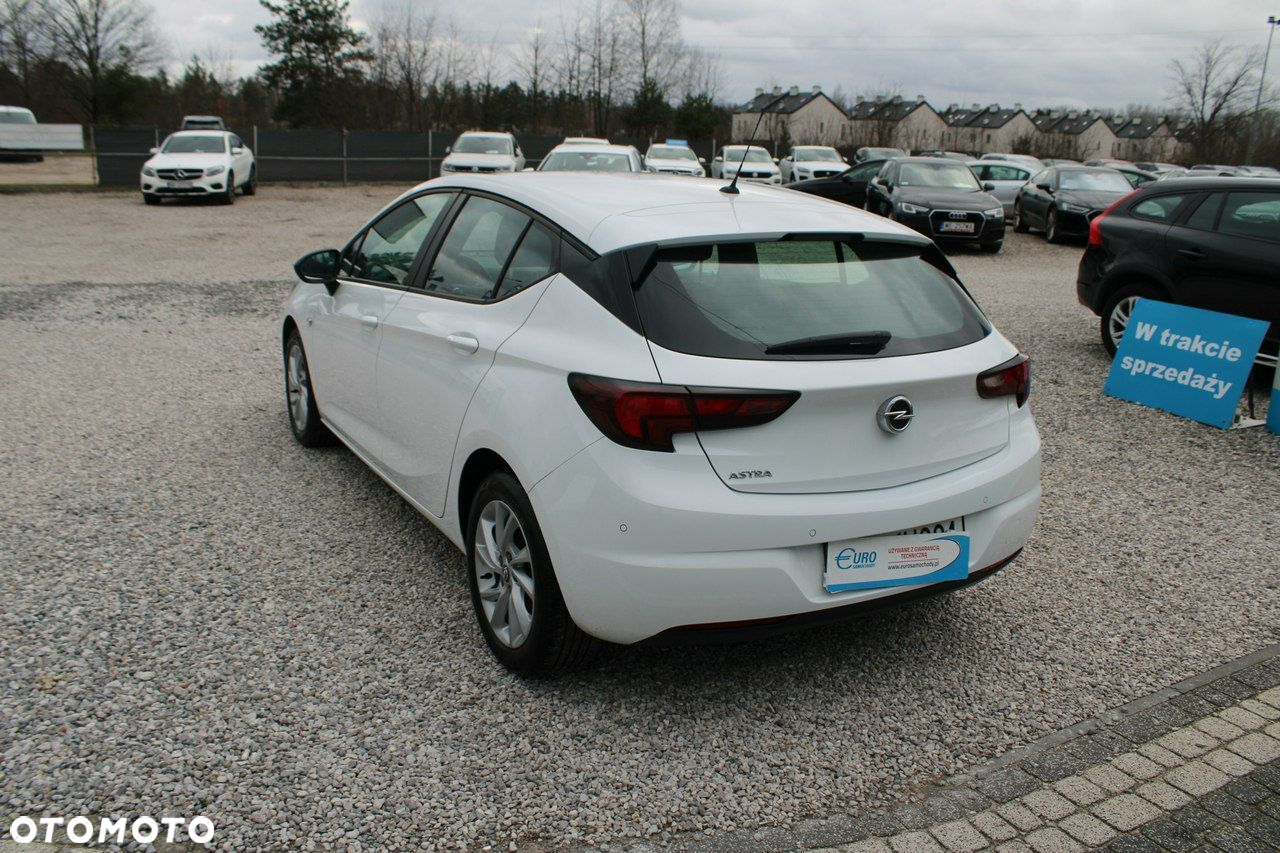 Opel Astra - 8