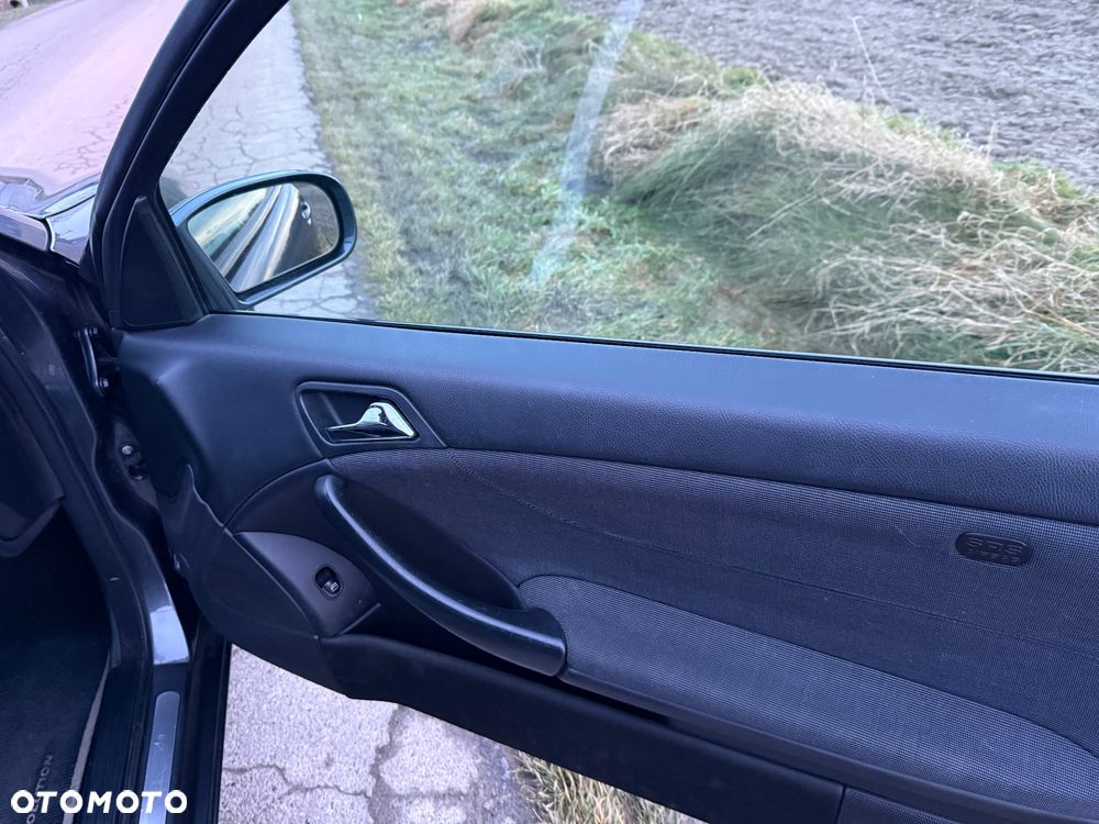 Mercedes-Benz Klasa C 220 CDI Automatik Sport Edition - 15