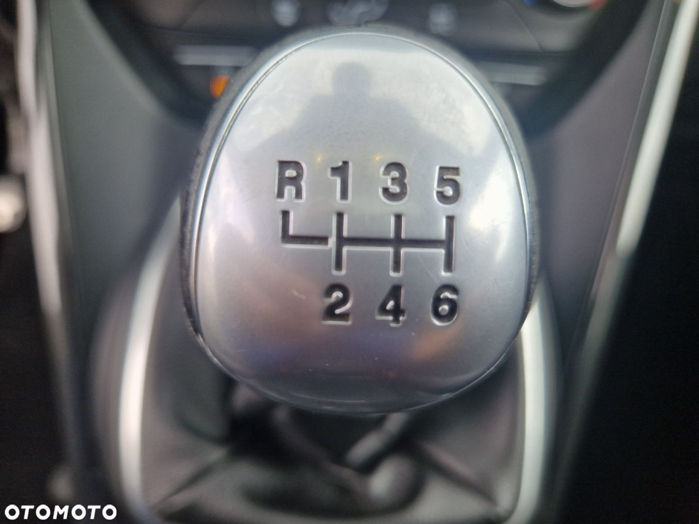 Ford Kuga 1.5 EcoBoost 2x4 ST-Line - 17