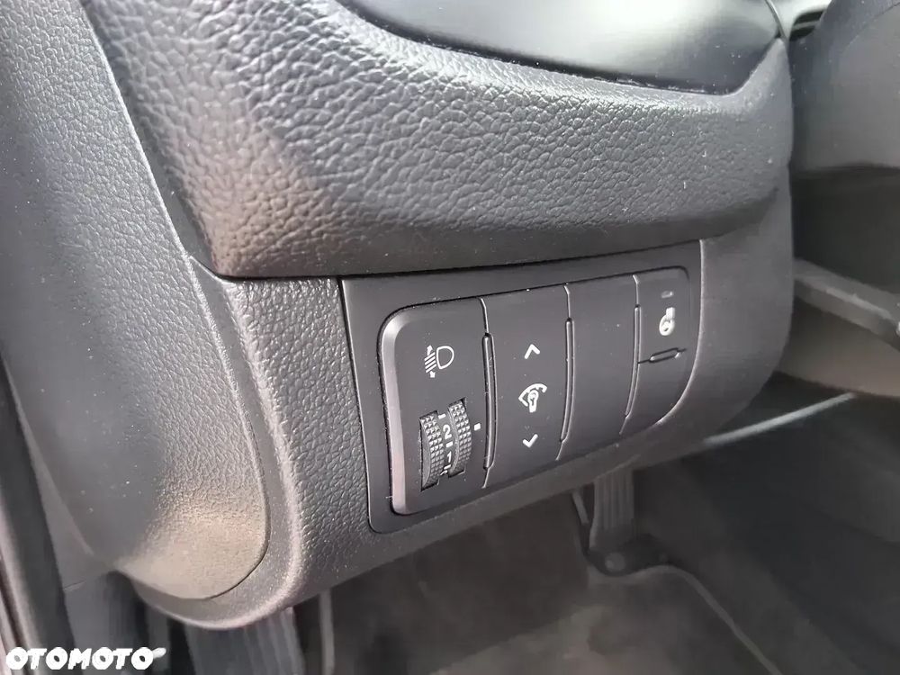 Kia Ceed 1.6 GDI Fifa World Cup Edition - 13