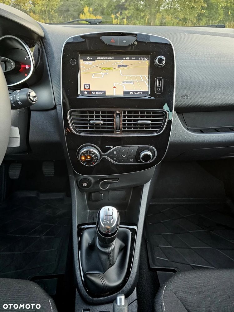 Renault Clio 1.2 16V Limited - 27