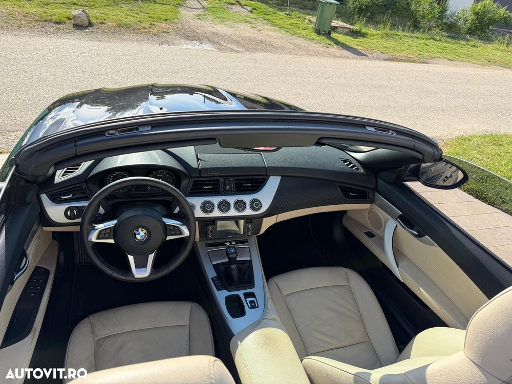 BMW Z4 sDrive20i - 10