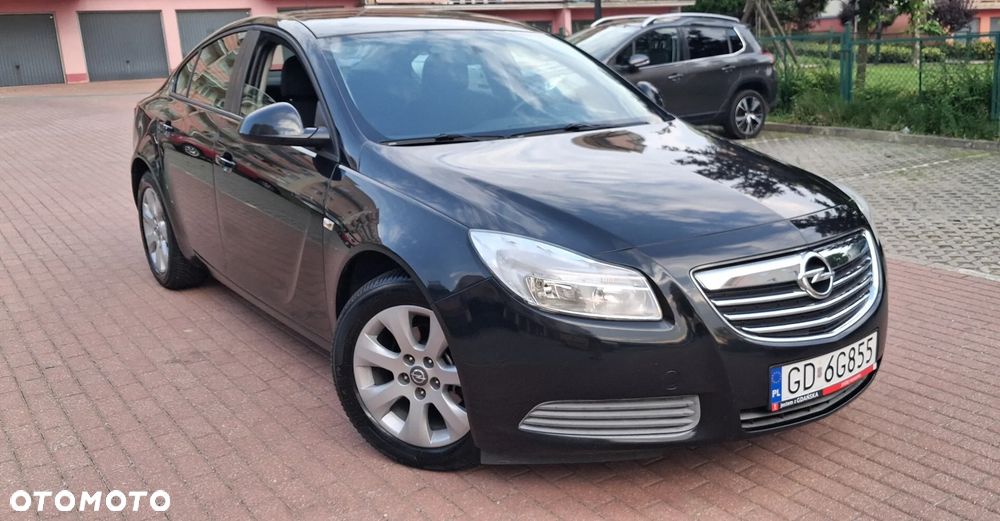 Opel Insignia 1.6 - 10