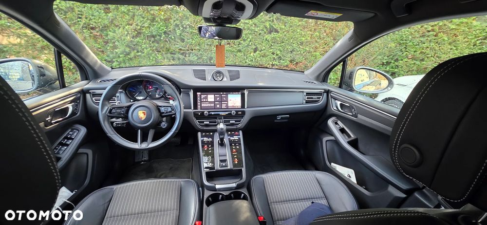 Porsche Macan T - 10