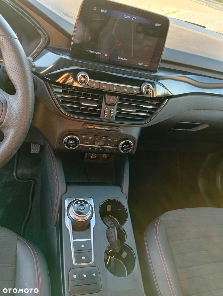 Ford Kuga - 5