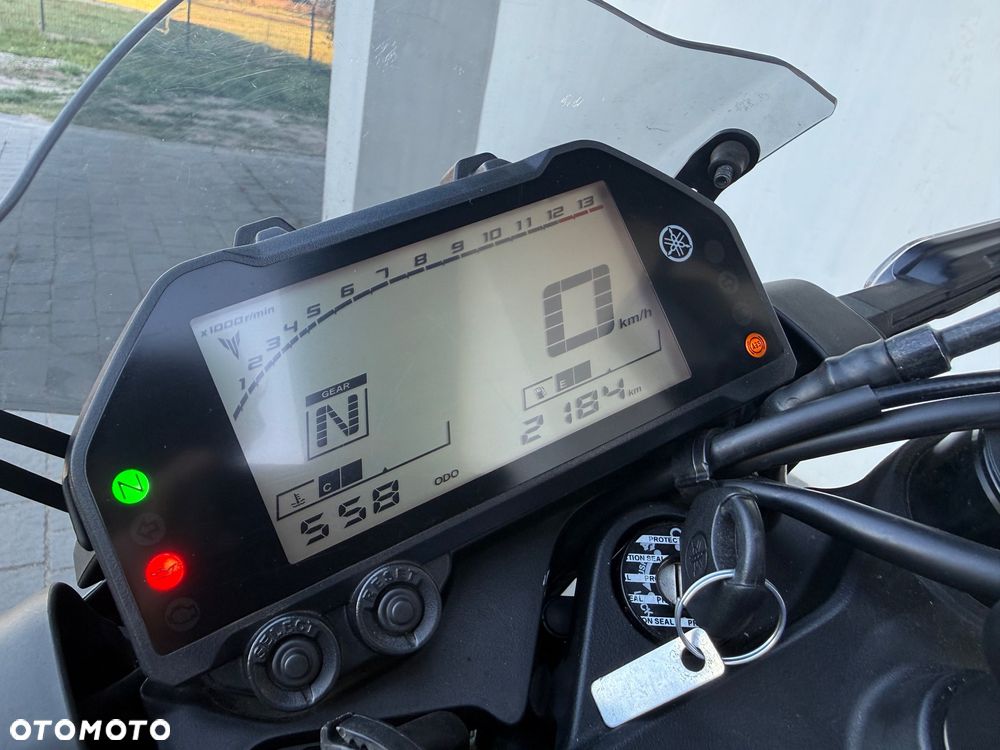 Yamaha MT - 8