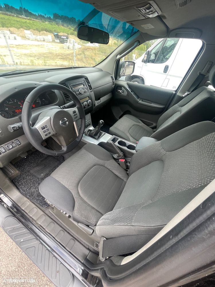 Nissan Navara 2.5 dCi CD LE 4WD - 11
