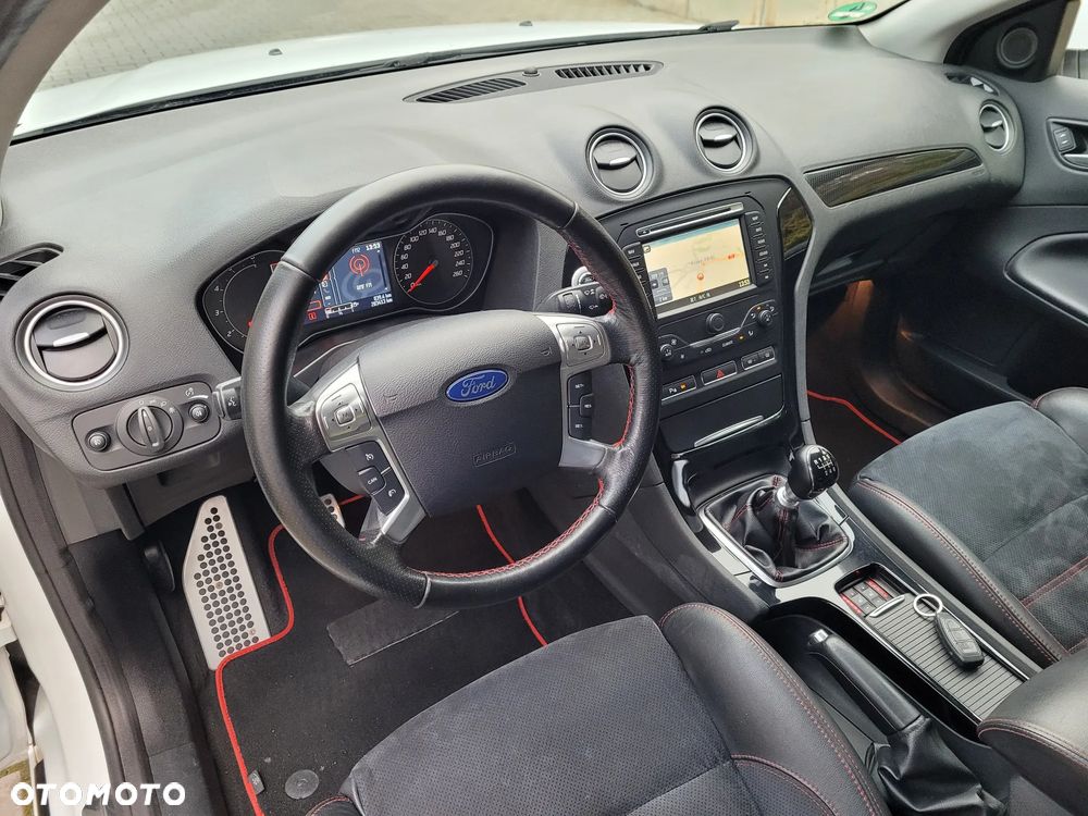 Ford Mondeo 2.0 TDCi Titanium S - 11