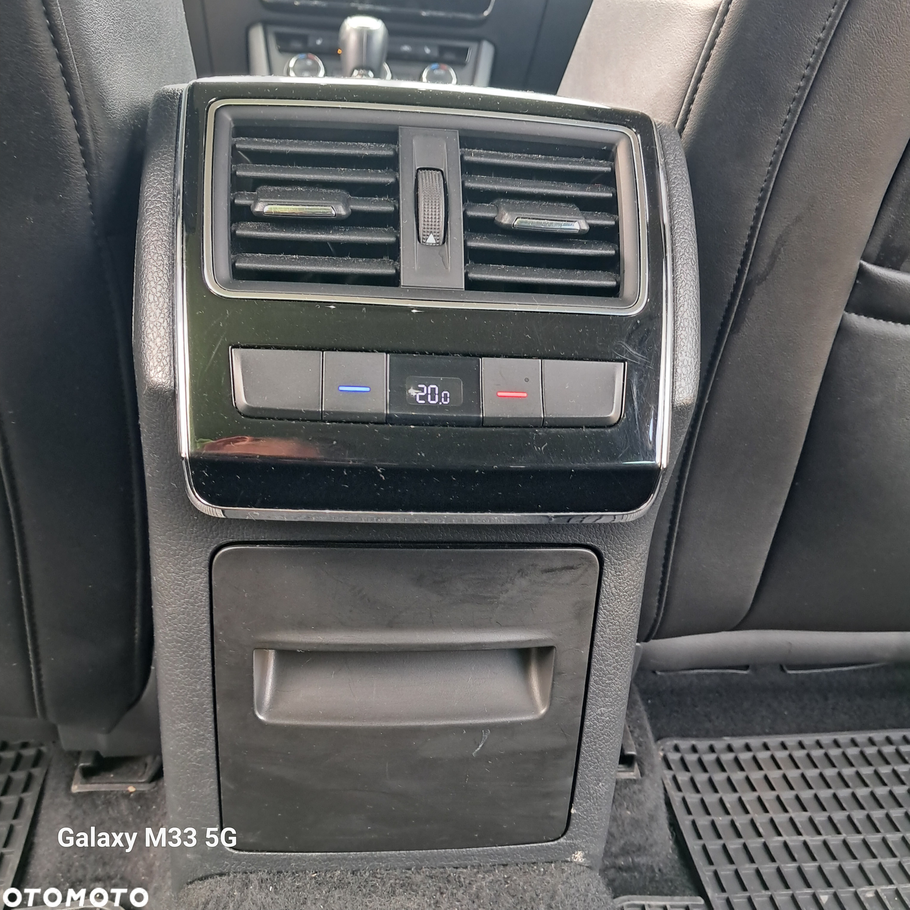 Skoda Superb Combi 2.0 TDI DSG L&K - 9