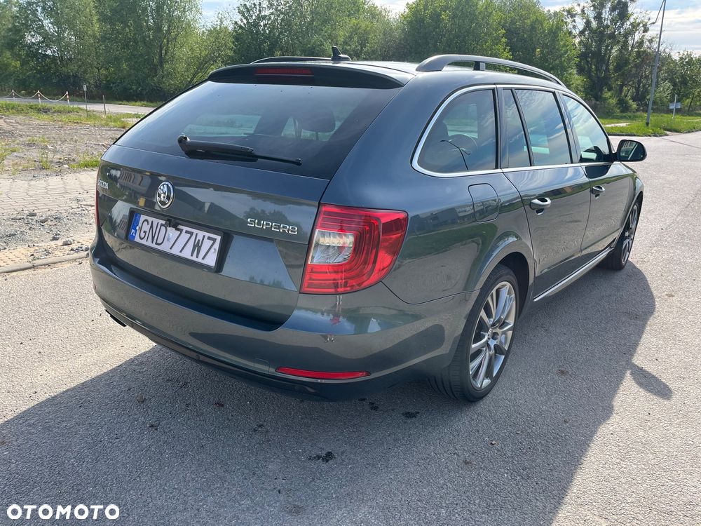 Skoda Superb 2.0 TDI Green tec DSG Ambition - 5