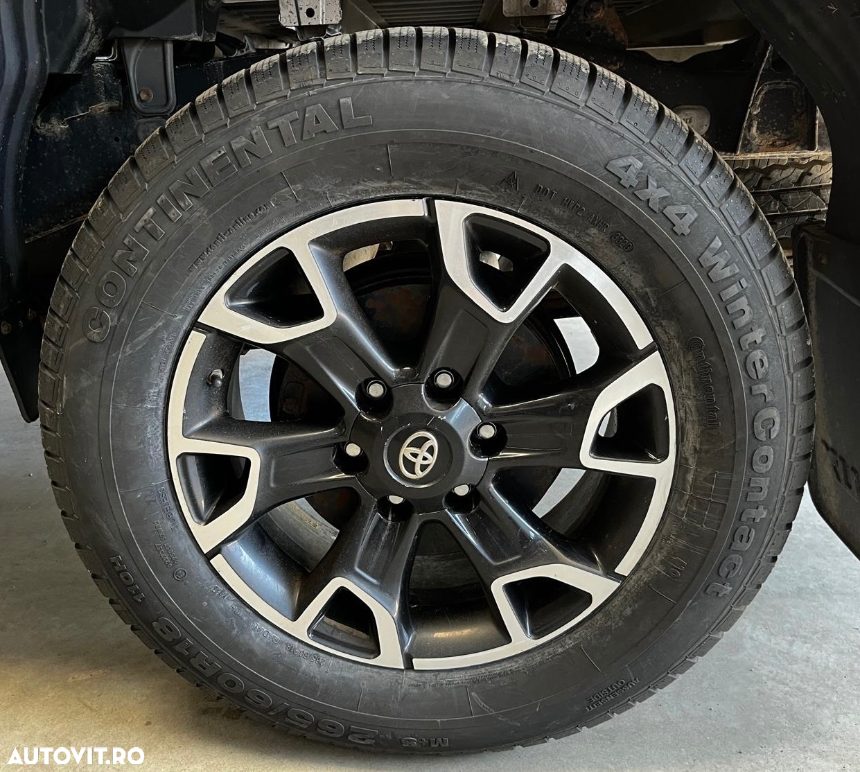 Toyota Hilux 2.4D 150CP 4x4 Double Cab 6MT Comfort - 25