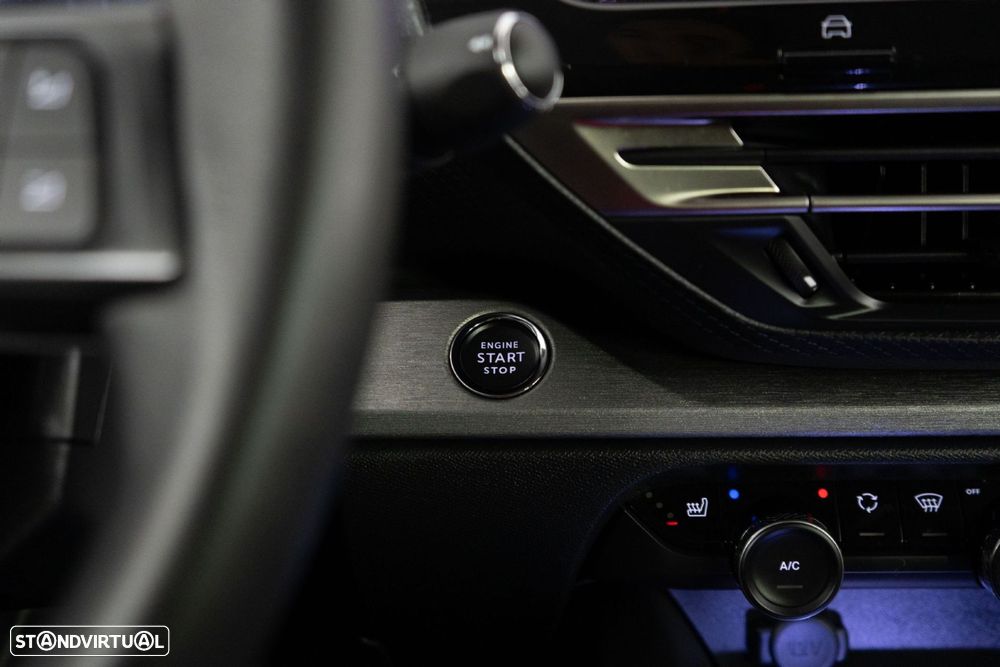 Citroën C5 X 1.6 Hybrid Plus e-EAT8 - 21