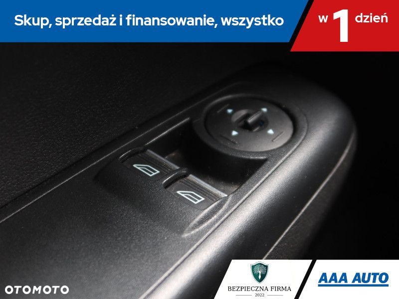 Ford Tourneo Courier - 18