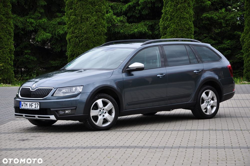 Skoda Octavia 2.0 TDI 4x4 DSG Scout - 4