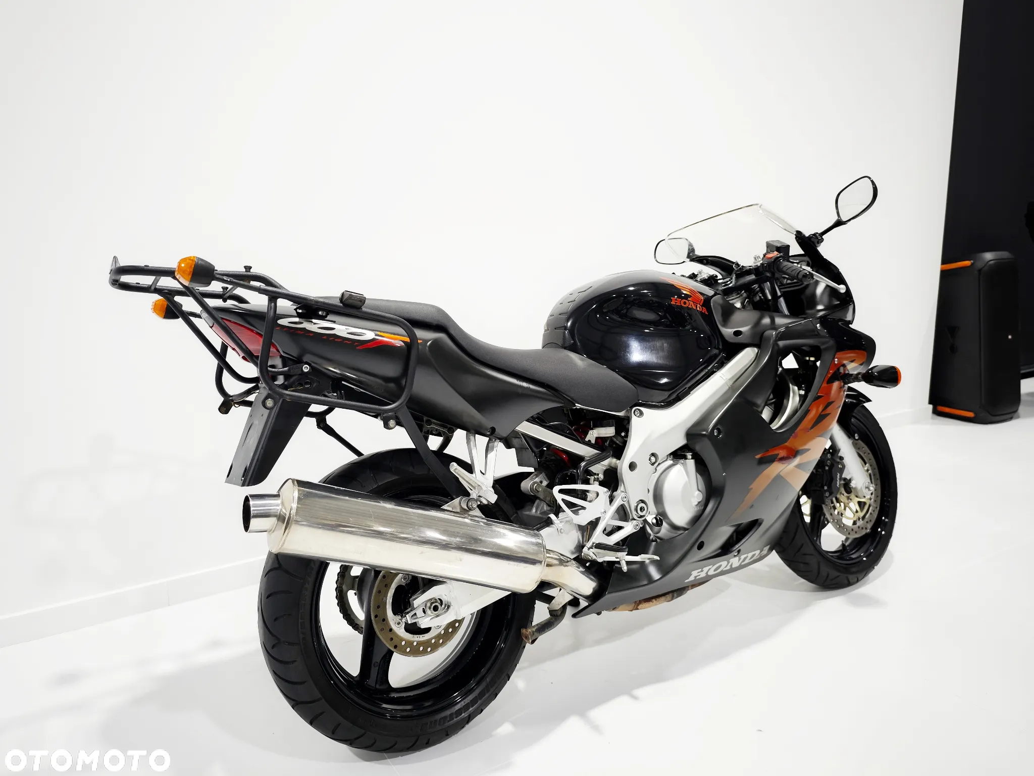 Honda CBR - 6