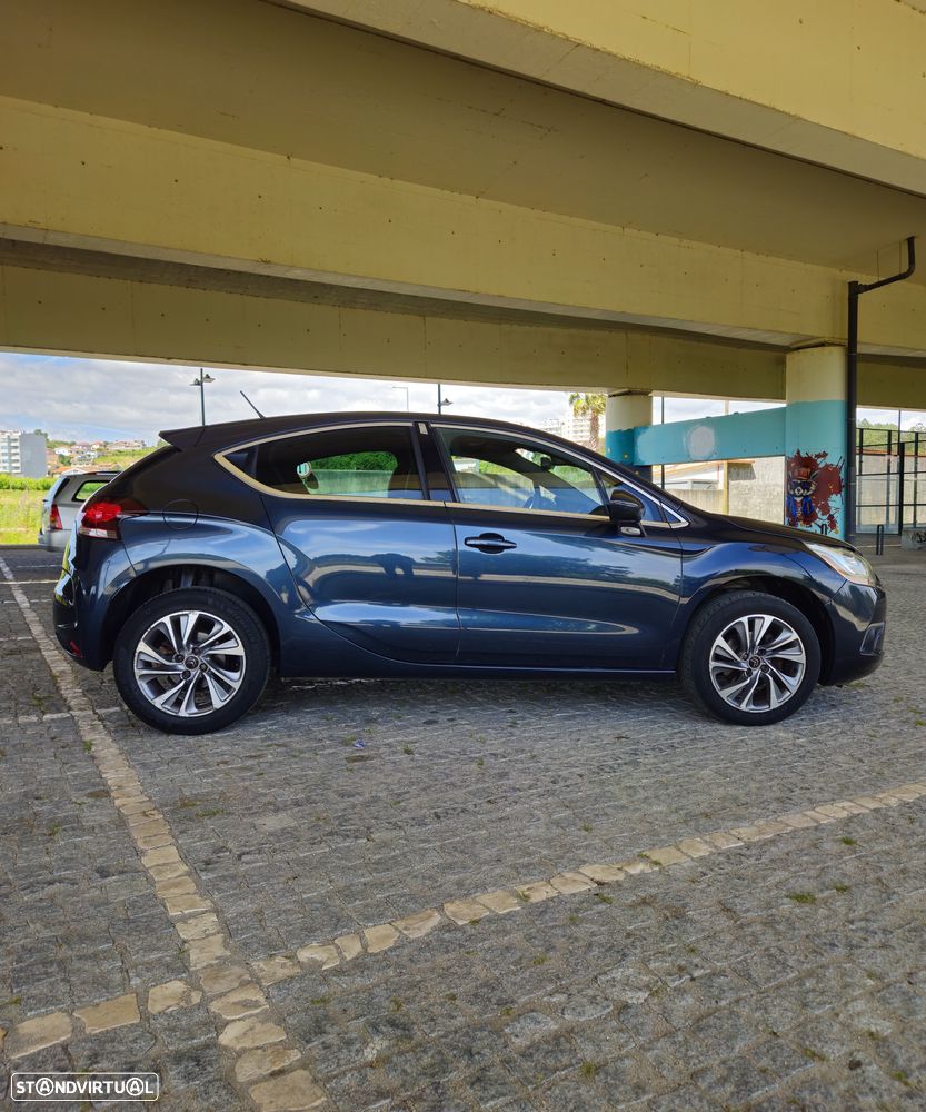 Citroën DS4 1.6 e-HDi So Chic CMP6 - 3
