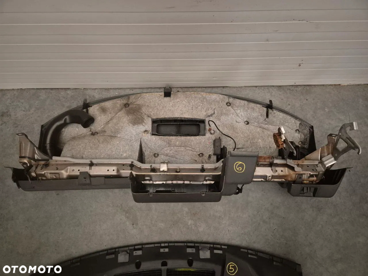 VOLKSWAGEN DESKA ROZDZIELCZA - 33