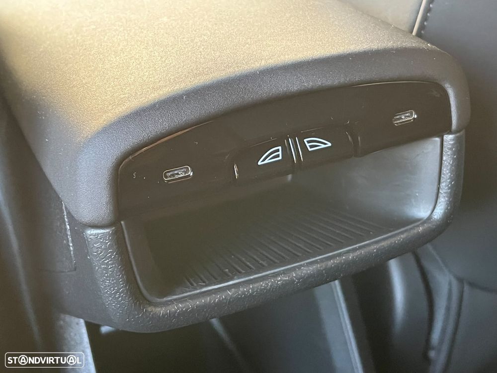 Volvo EX30 69 kWh Single Motor Extended Range Plus - 35