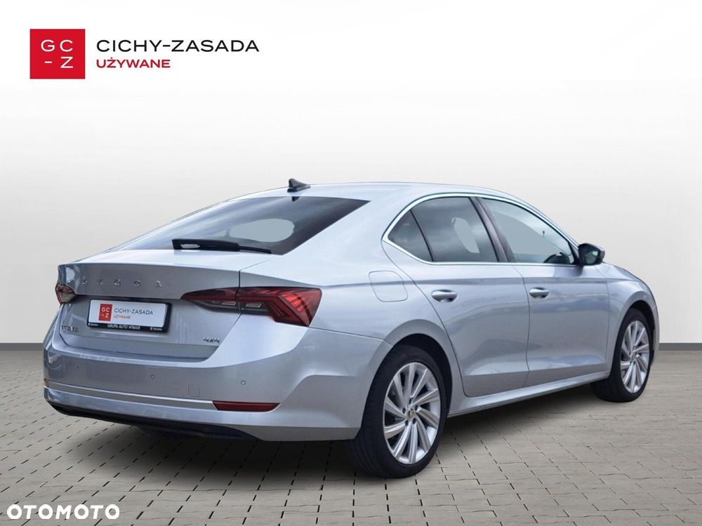 Skoda Octavia 2.0 TDI 4x4 Style DSG - 5