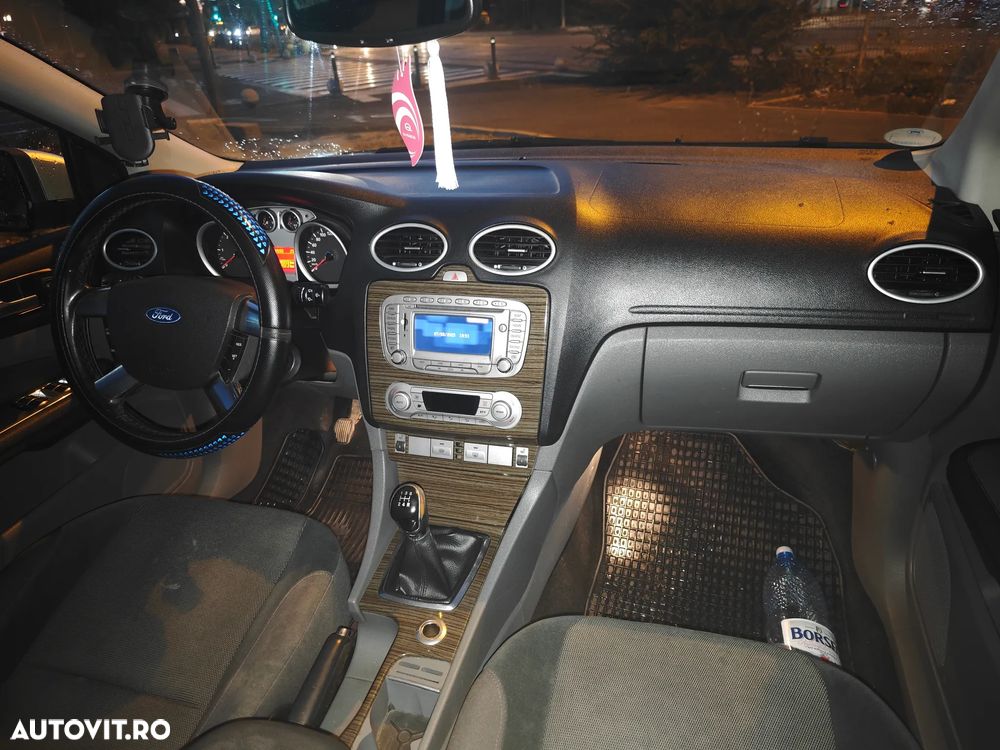 Ford Focus 1.6 TDCi Ambiente - 4