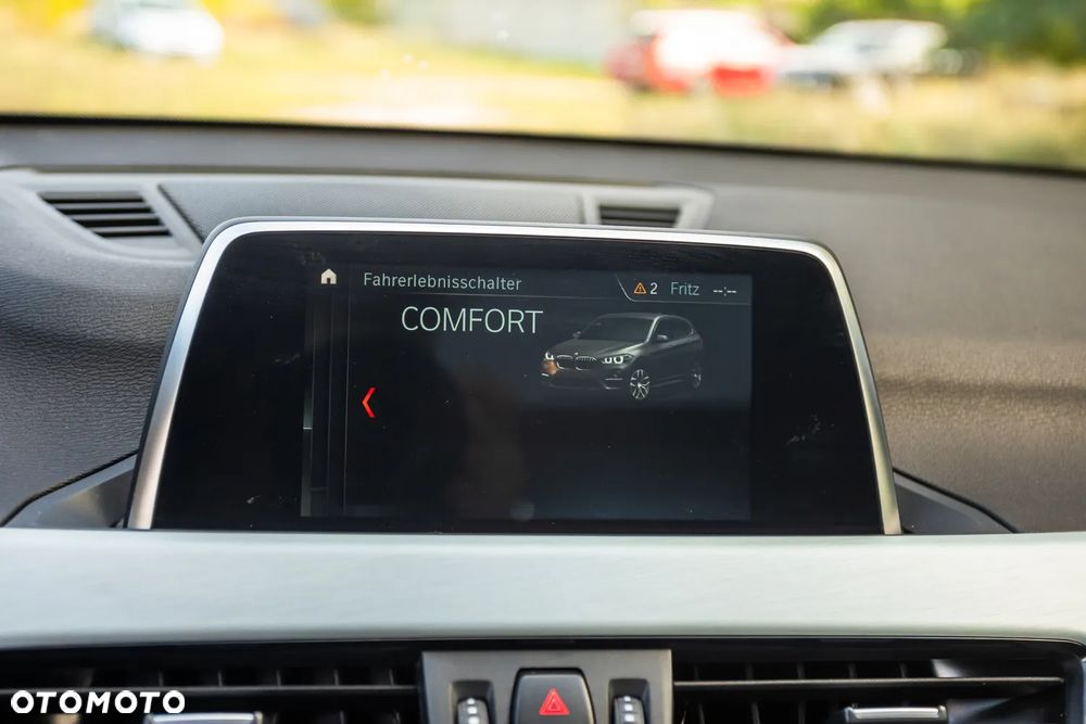 BMW X1 sDrive18d sport - 32