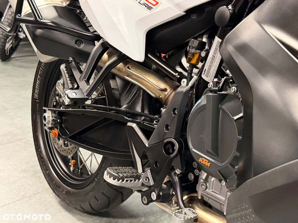KTM Adventure - 19
