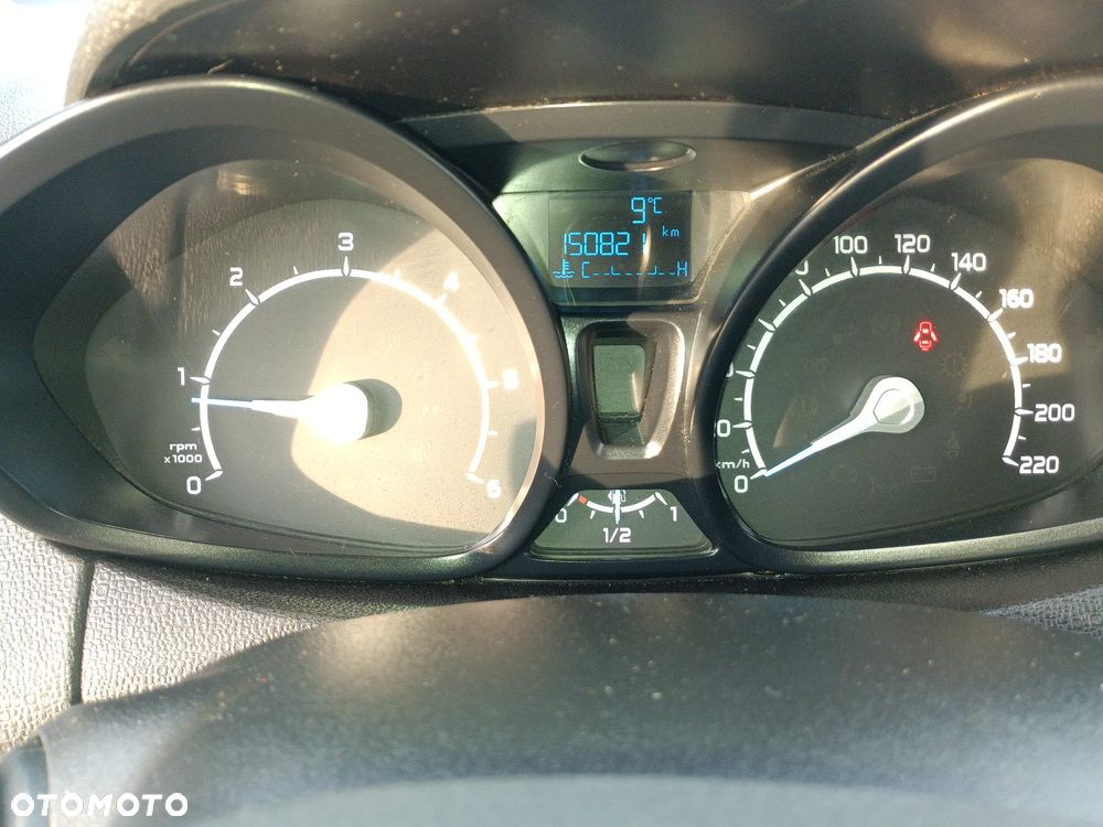 Ford EcoSport 1.5 TDCi TITANIUM - 20