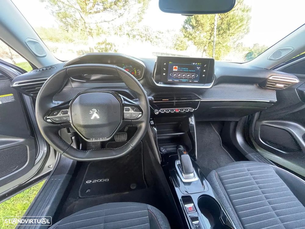 Peugeot e-2008 50 kWh Active - 25