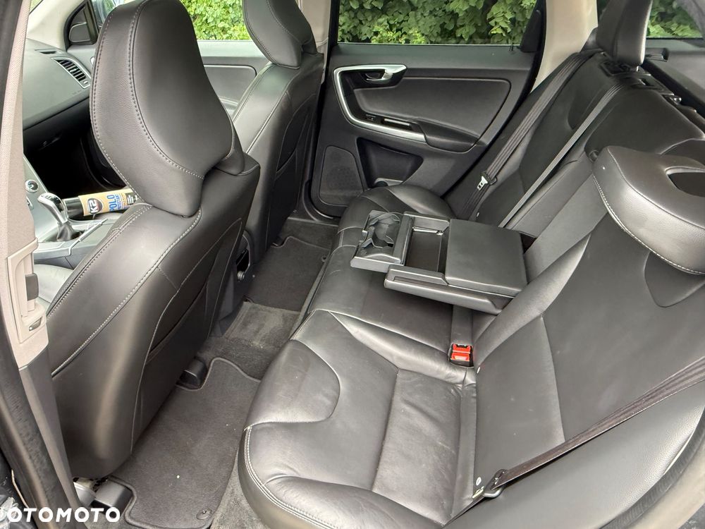 Volvo XC 60 D3 Drive-E Summum - 26