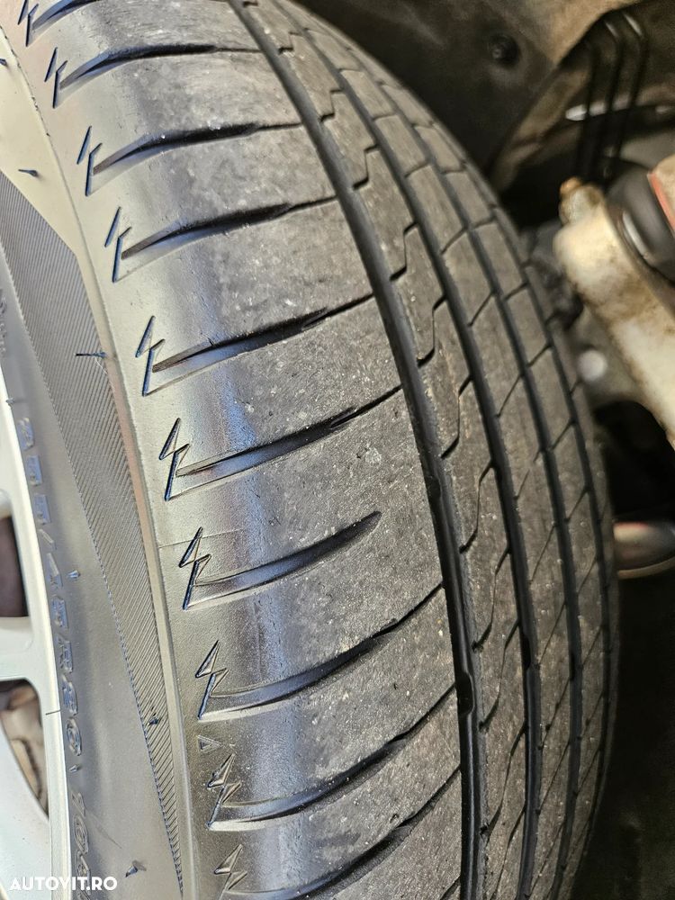 Audi Q5 2.0 TDI Quattro S tronic Sport - 11