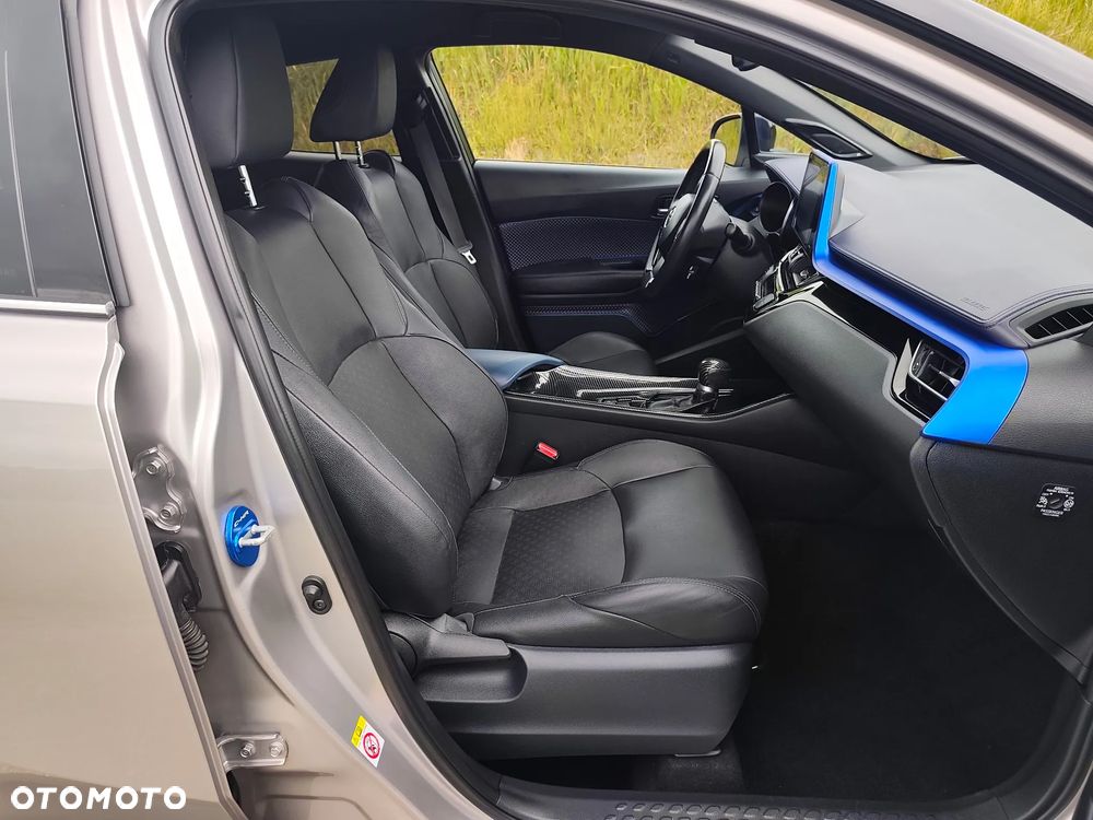 Toyota C-HR 1.8 Hybrid GPF Executive - 22