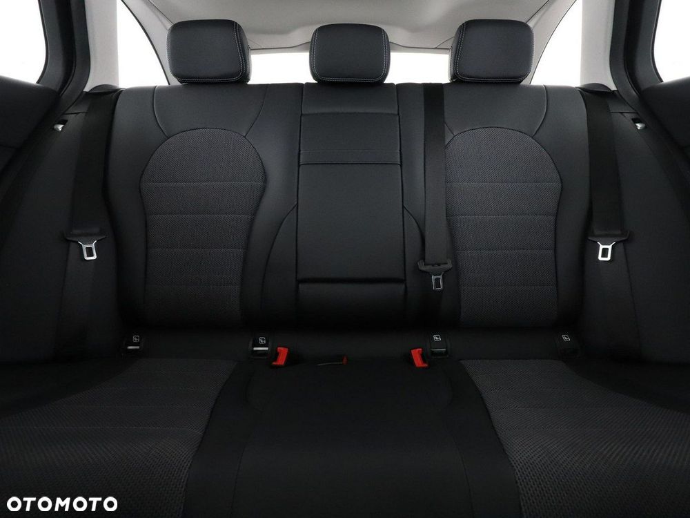 Mercedes-Benz Klasa C 200 9G-TRONIC Avantgarde - 19
