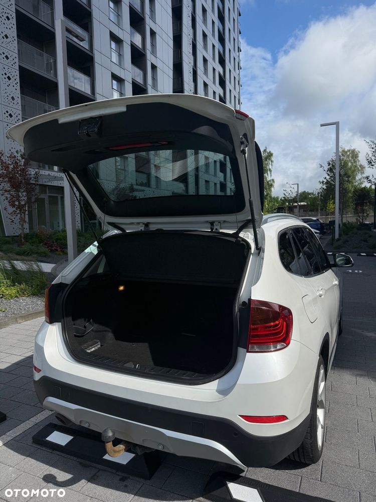 BMW X1 xDrive20d - 13