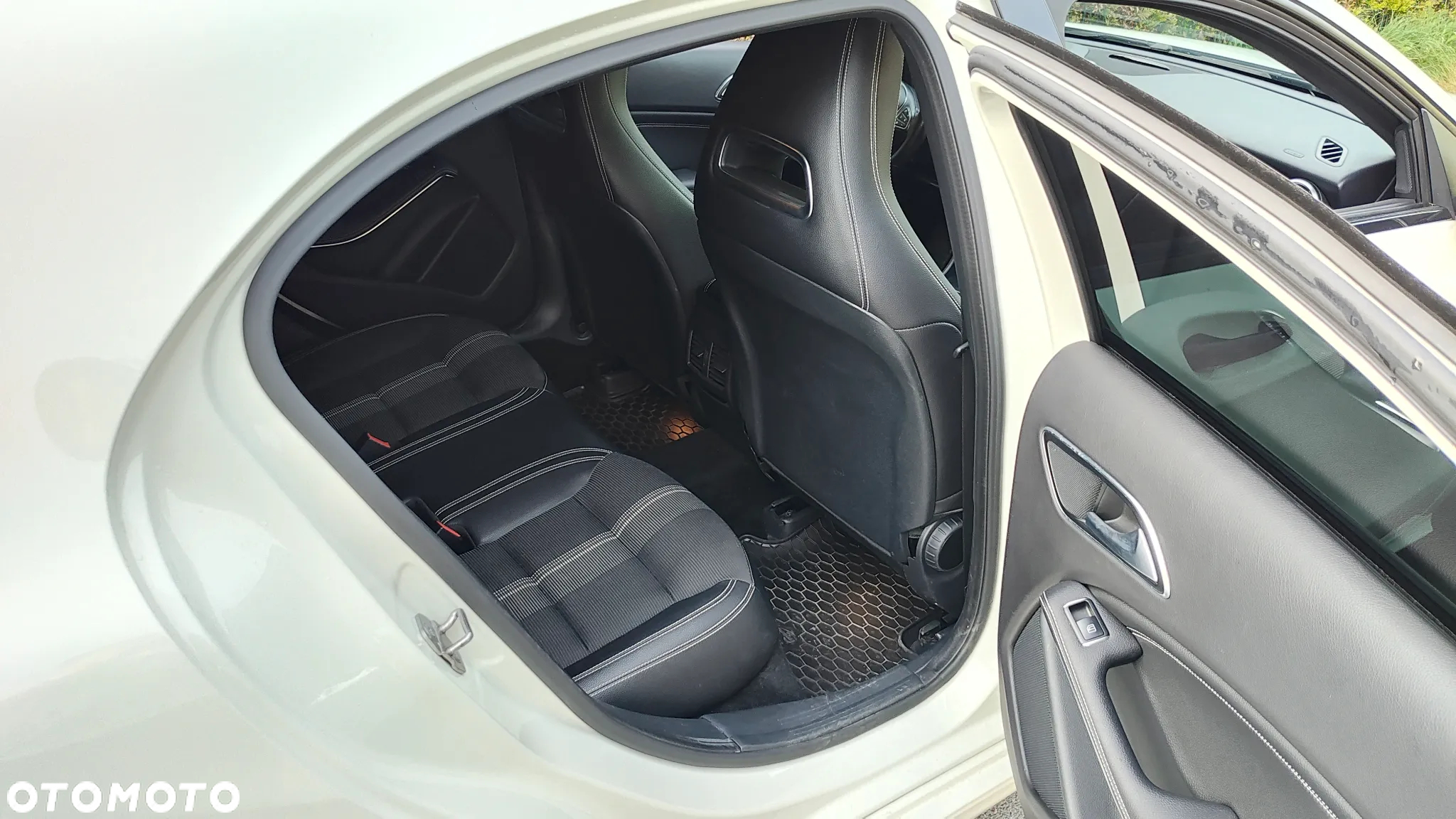 Mercedes-Benz Klasa A 180 CDI 7G-DCT Urban - 11