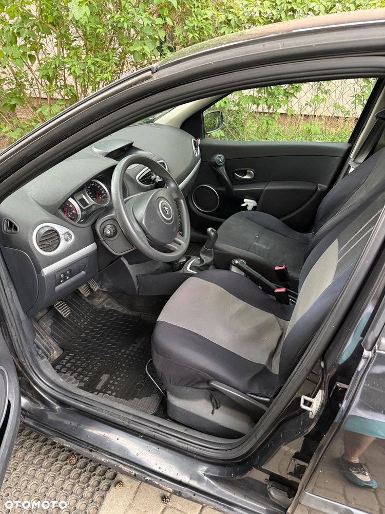 Renault Clio 1.5 dCi Expression - 3
