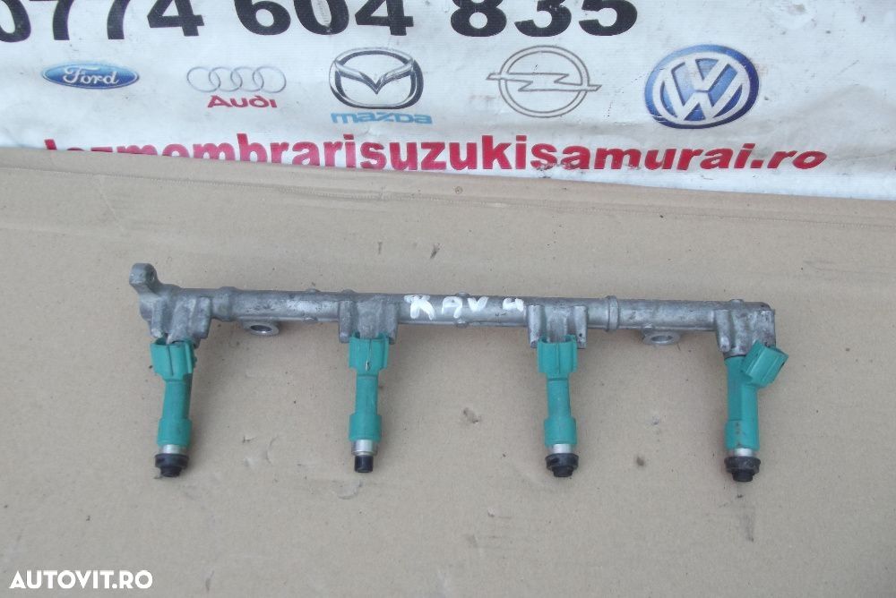 Rampa injectoare Toyota Rav4 2.0 benzina 2000-2006 dezmembrez Rav4 2.0 - 1