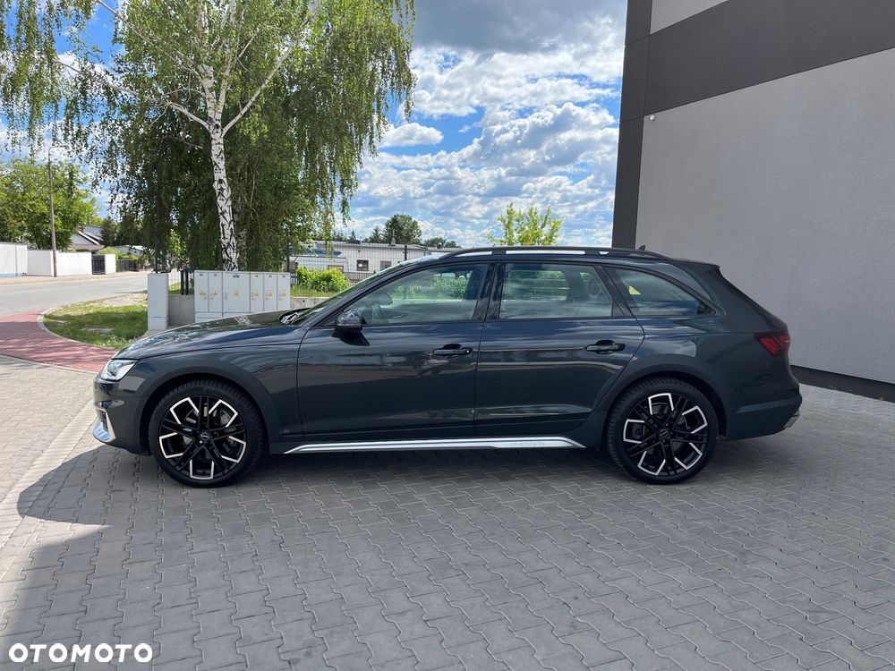 Audi A4 Allroad - 10