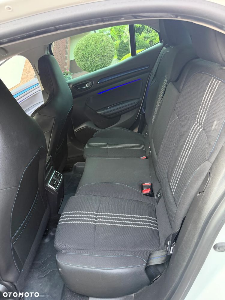 Renault Megane 1.6 TCe GT EDC - 19
